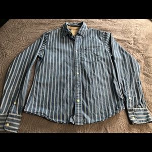Hollister Men’s Button Down